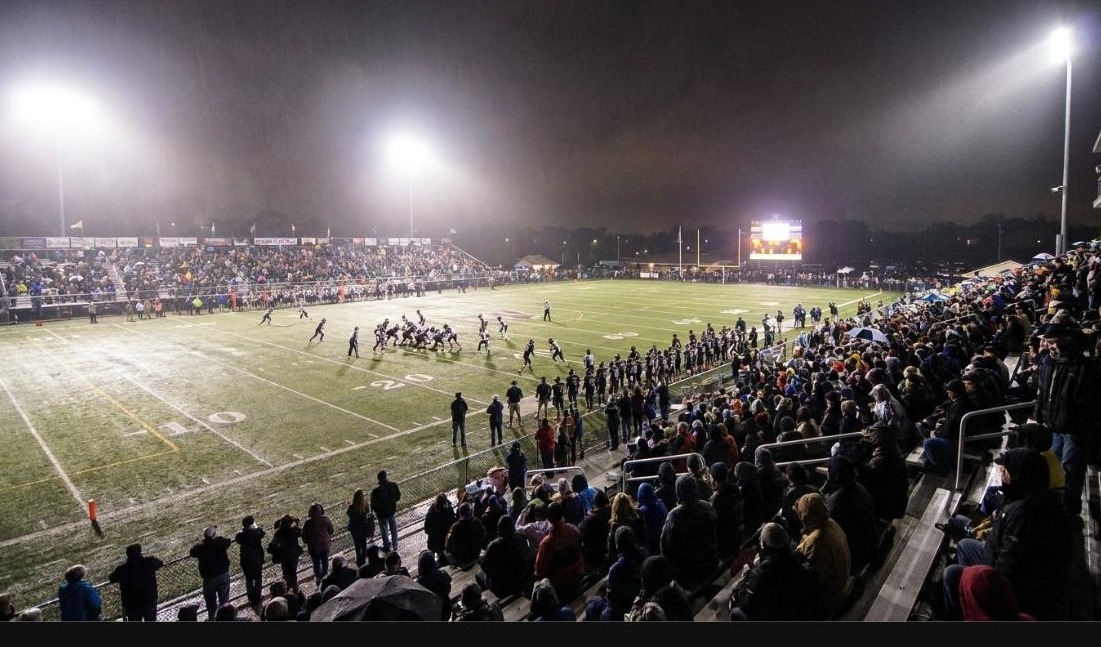 Delaware high school football under Friday night lights